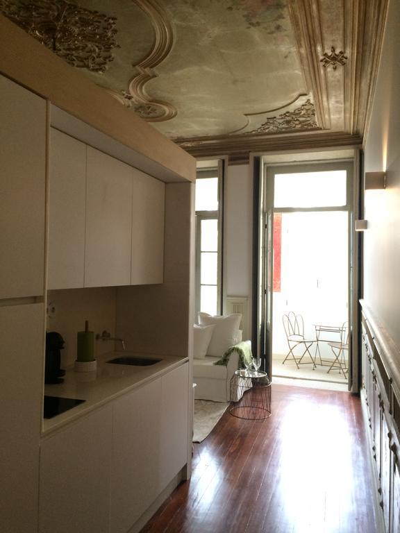 Get A Unique And Luxury Flat Apartment Porto Bilik gambar